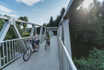 Dateiname=Wiedradweg_Bruecke_ueber_die_Wied_5.jpg
Dateigröße=1459KB
Abmessungen: 3000x2003
hinzugefügt am: 25. Januar 2018 Wiedradweg_Bruecke_ueber_die_Wied_5.jpg