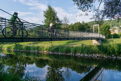 Dateiname=Wiedradweg_Bruecke_ueber_die_Wied_7.jpg
Dateigröße=2182KB
Abmessungen: 3000x2000
hinzugefügt am: 25. Januar 2018 Wiedradweg_Bruecke_ueber_die_Wied_7.jpg