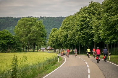 Dateiname=Autofreier_Radwandertag_WIEDer_ins_TAL_283729.jpg
Dateigröße=461KB
Abmessungen: 1500x1001
hinzugefügt am: 04. Juni 2018 Autofreier_Radwandertag_WIEDer_ins_TAL_283729.jpg