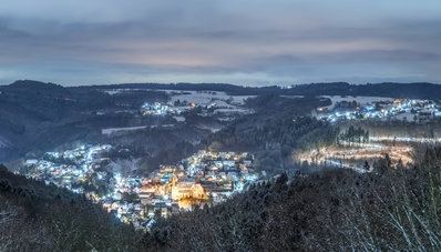Dateiname=Weihnachtsdorf_Waldbreitbach_1.jpg
Dateigröße=3146KB
Abmessungen: 3969x2262
hinzugefügt am: 16. April 2018 Weihnachtsdorf_Waldbreitbach_1.jpg